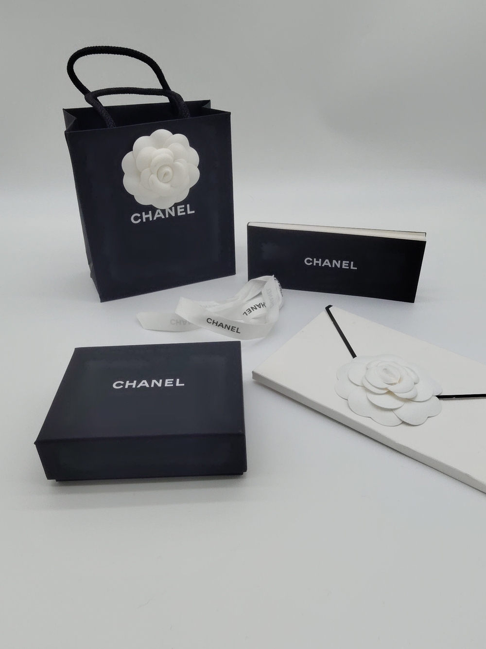 CHANEL Fine Jewelry Packaging Set Camellia Jewelry Box Ribbon Bag Booklet - Picture 2 of 10